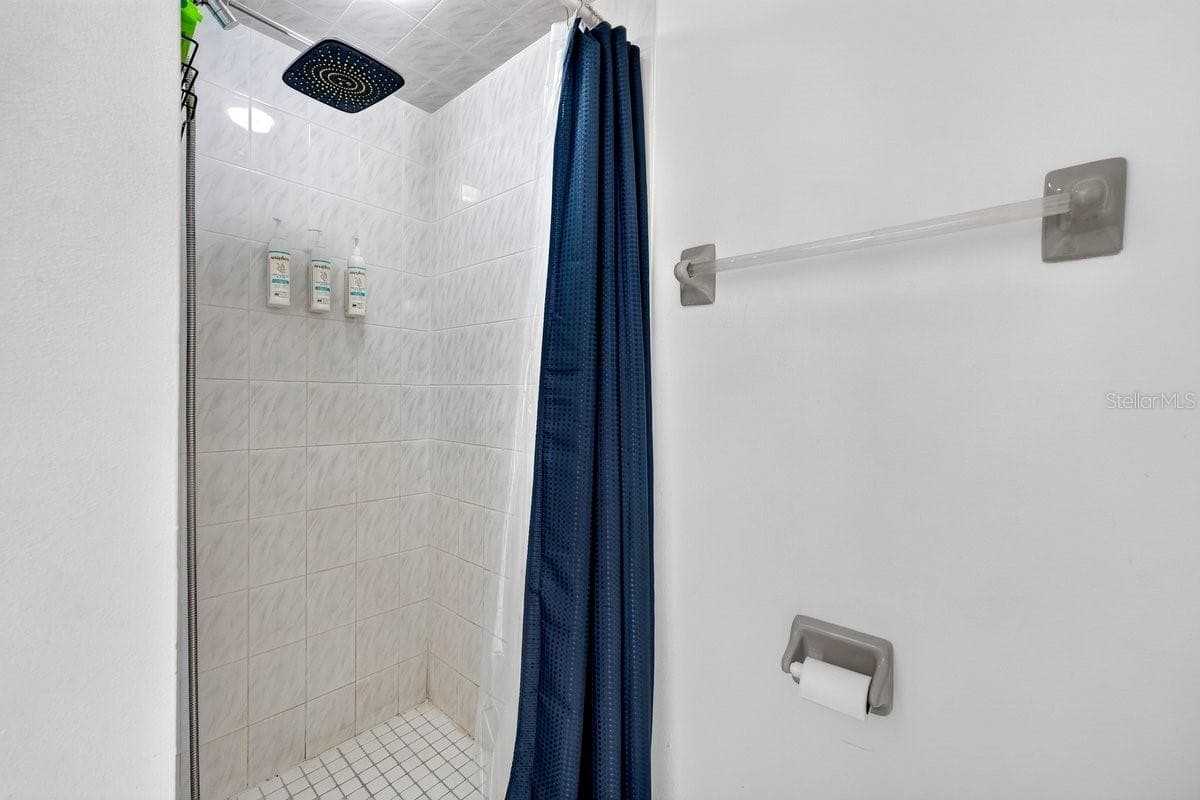 15 PINE CEDAR DRIVE — photo 13 of 37