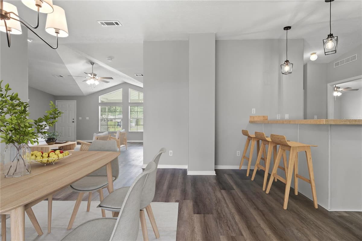 570 78TH TERRACE — photo 18 of 48
