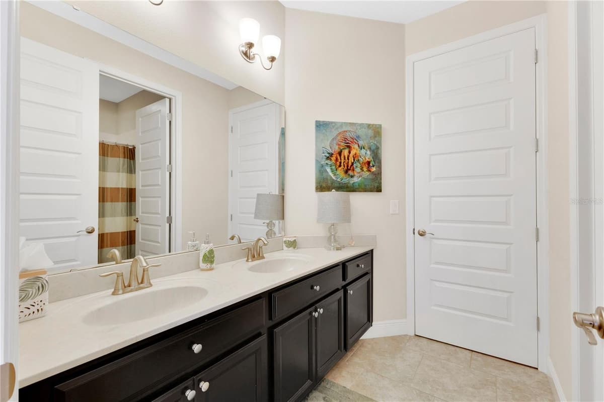 8711 EDEN COVE DRIVE — photo 18 of 37