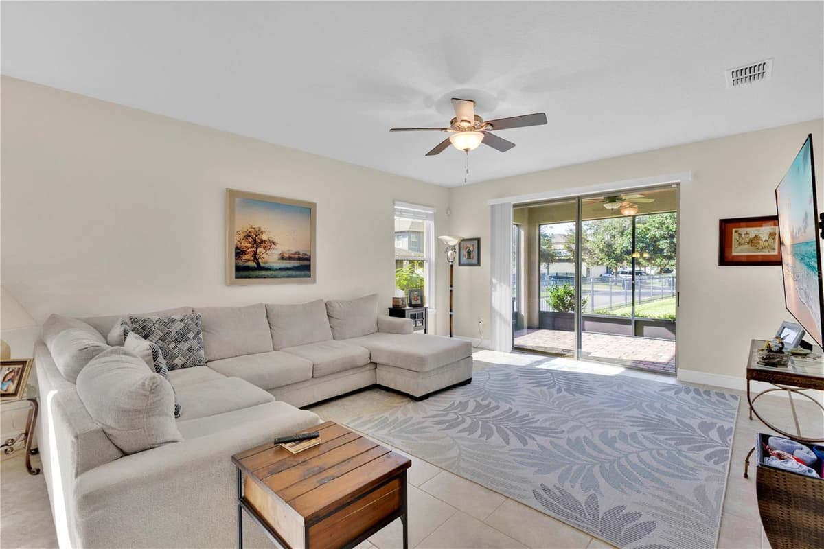 8711 EDEN COVE DRIVE — photo 6 of 37