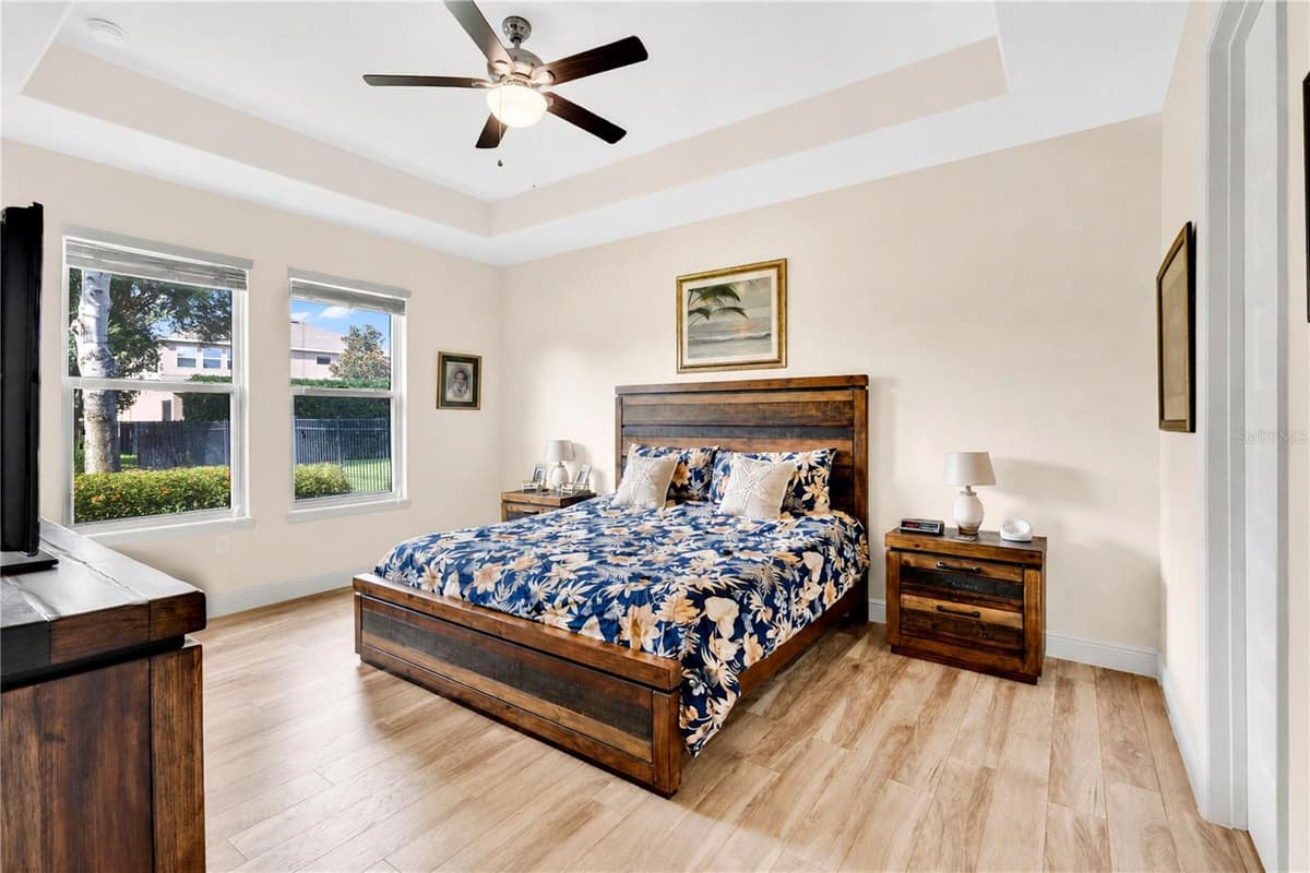 8711 EDEN COVE DRIVE — photo 9 of 37