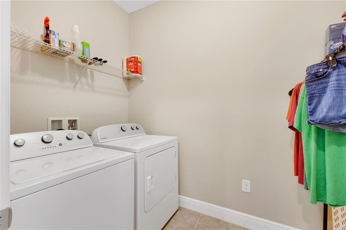 8711 EDEN COVE DRIVE — photo 23 of 37