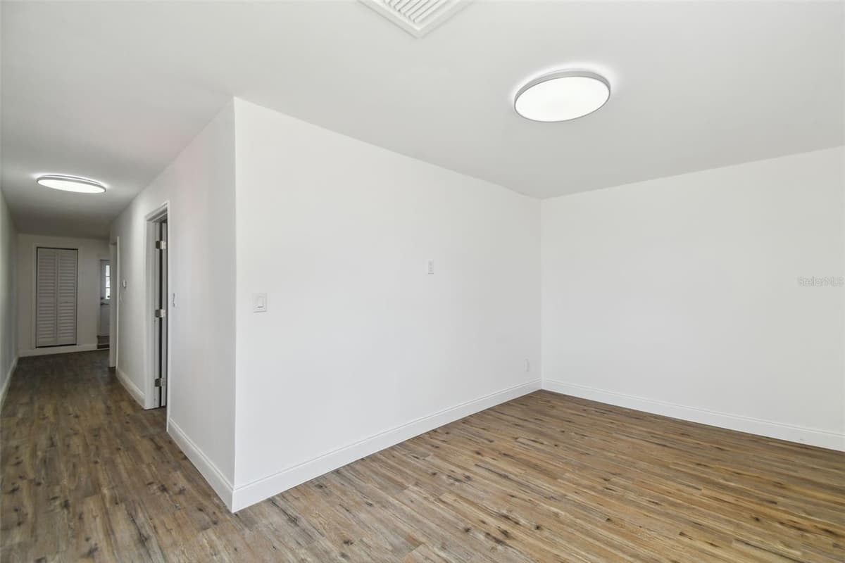 1406 21ST AVENUE — photo 24 of 38