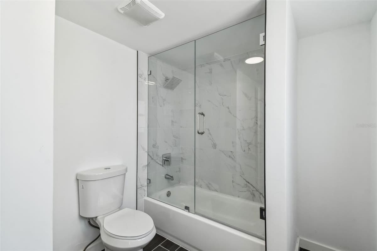 1406 21ST AVENUE — photo 16 of 38
