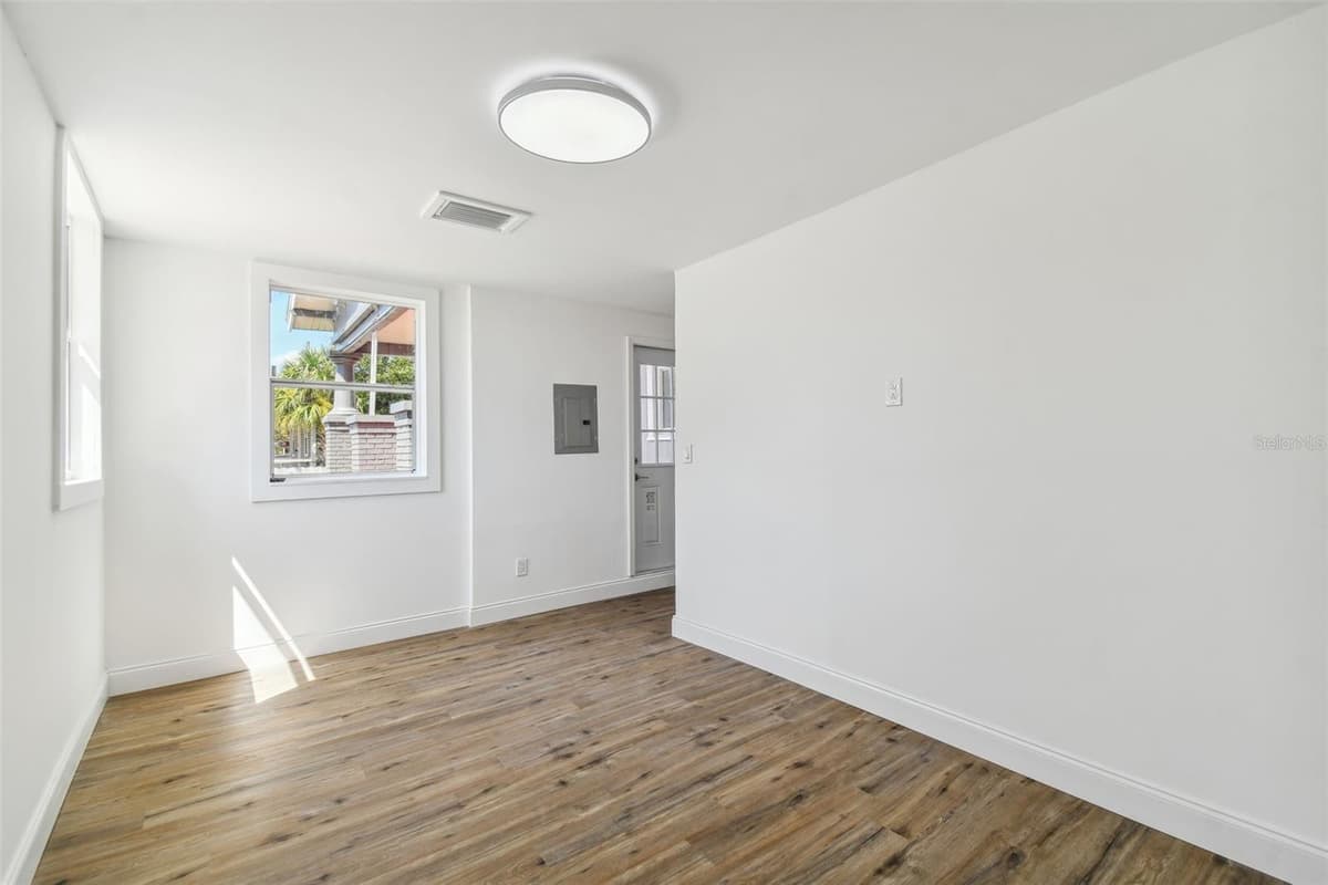 1406 21ST AVENUE — photo 25 of 38