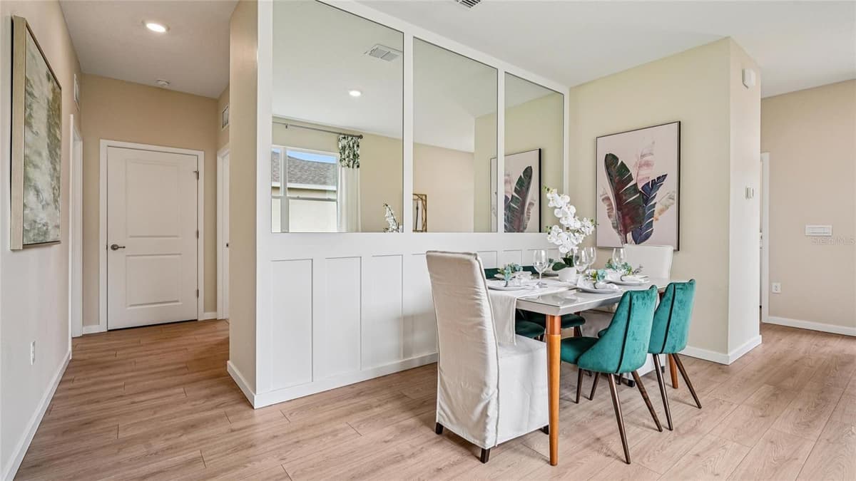3999 44TH CIRCLE — photo 4 of 37
