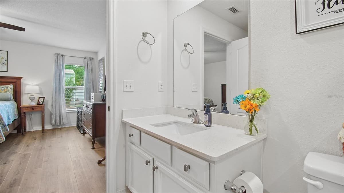 17 RUTH DRIVE — photo 18 of 25