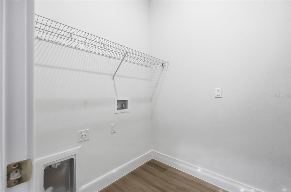 4465 152ND STREET — photo 37 of 47