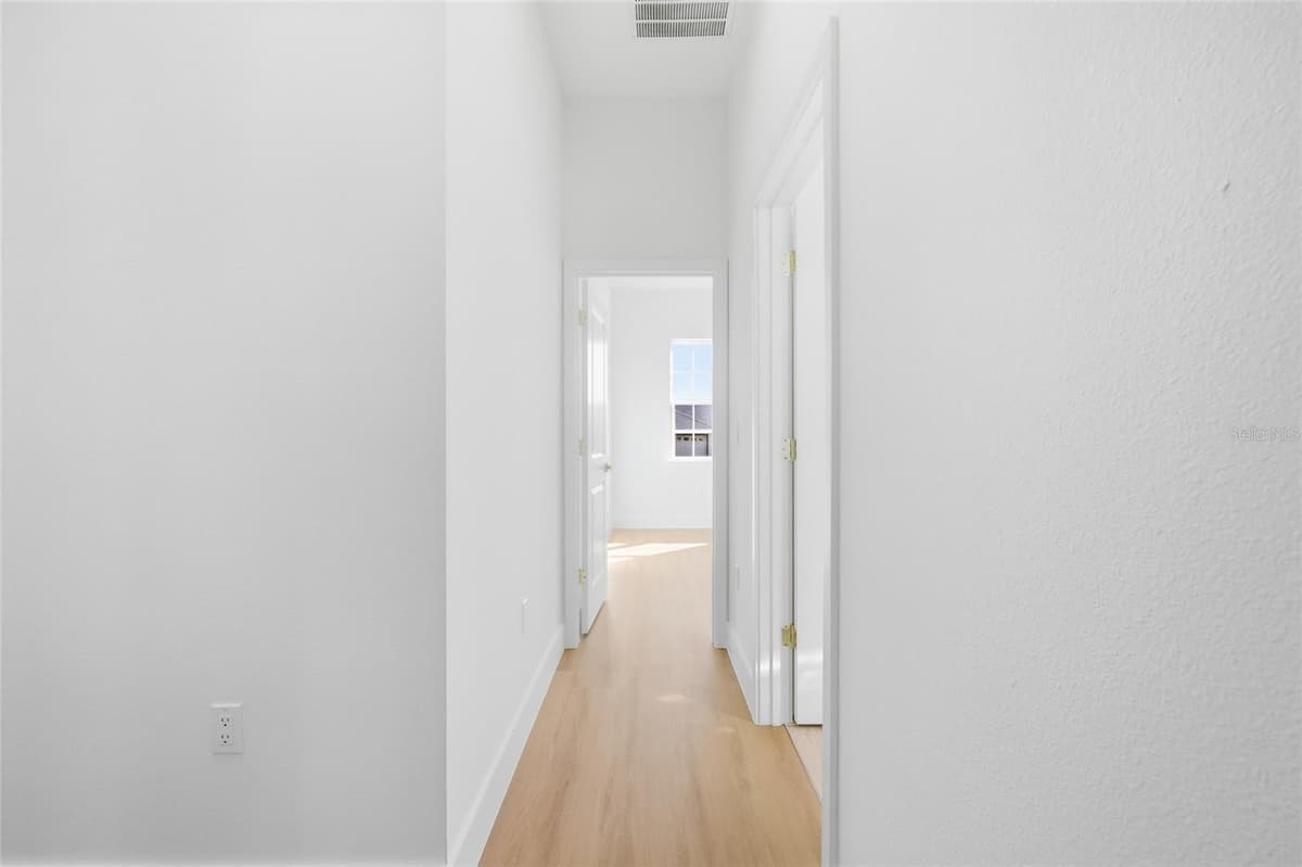 4465 152ND STREET — photo 30 of 47