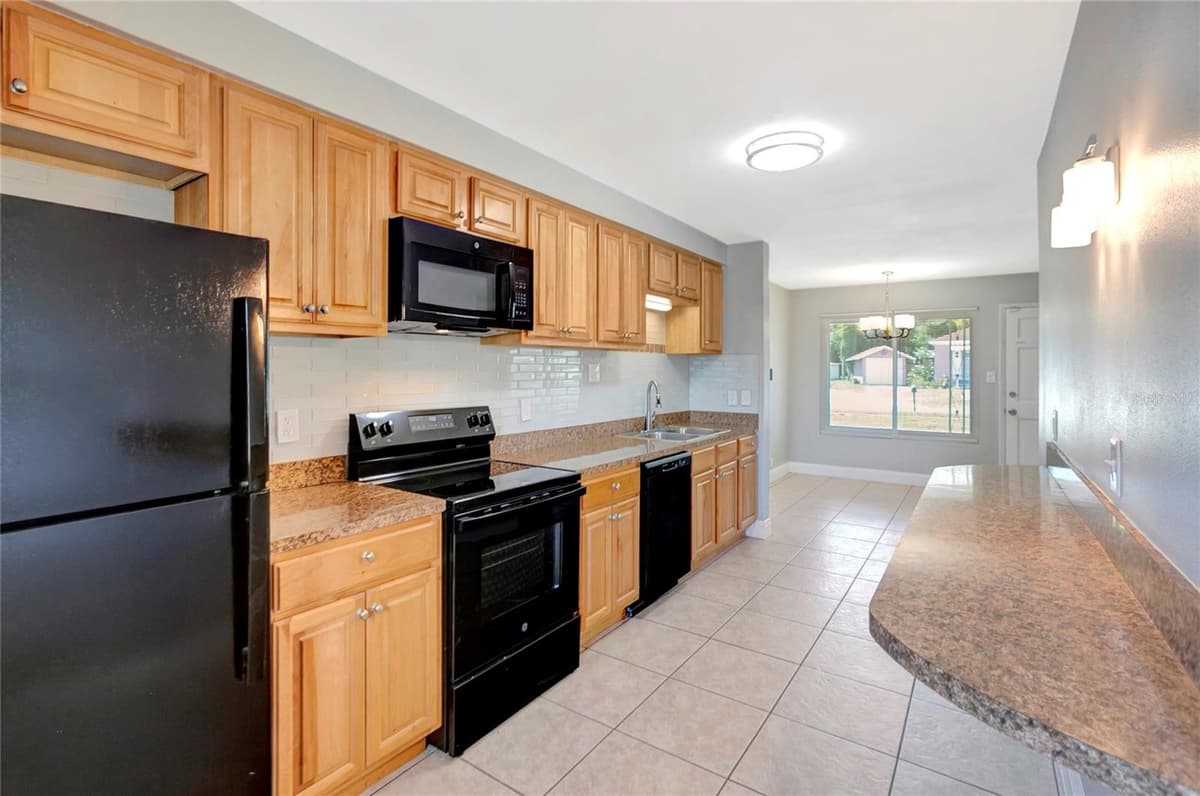 1706 SHORE ACRES DRIVE — photo 15 of 39