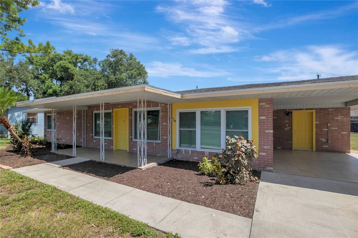 1706 SHORE ACRES DRIVE — photo 3 of 39