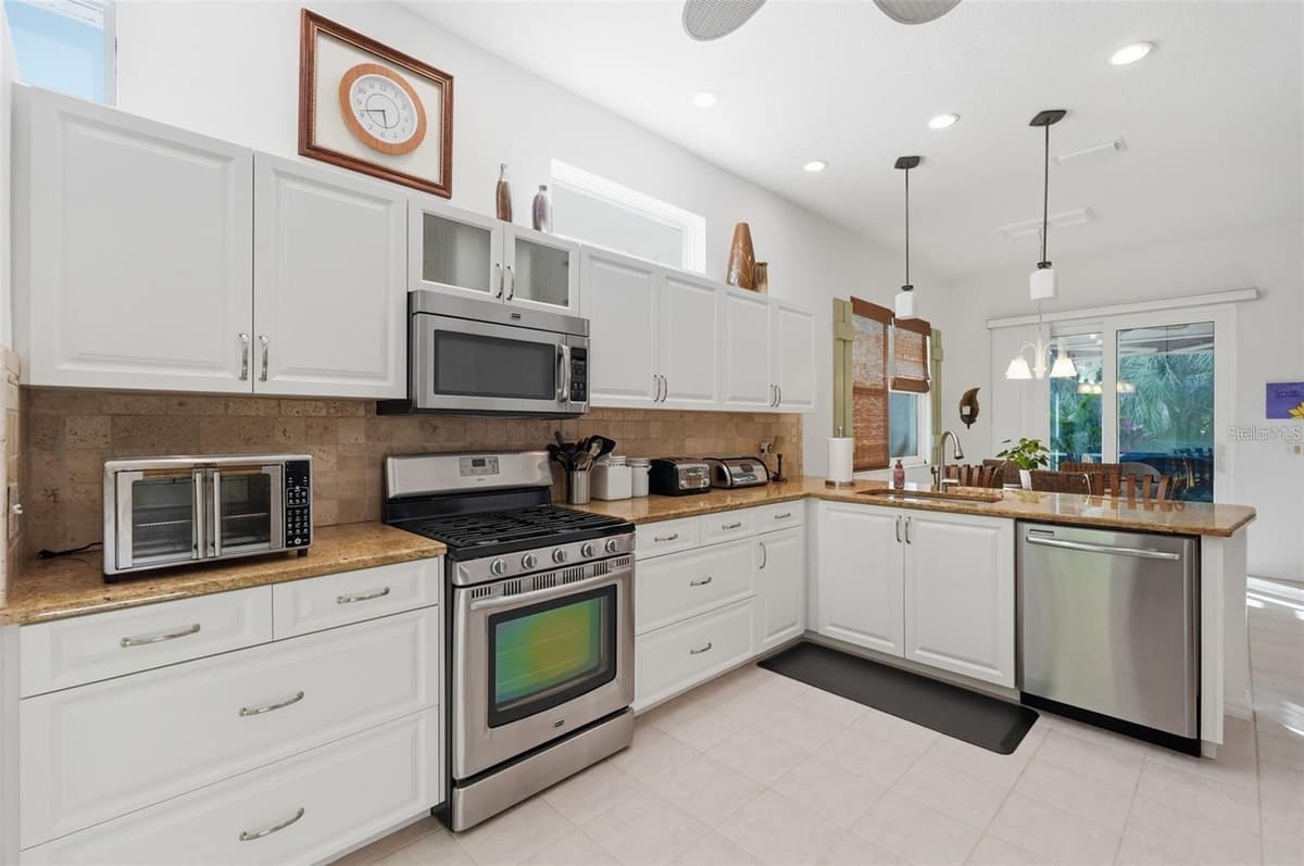 5127 HANGING MOSS LANE — photo 15 of 65