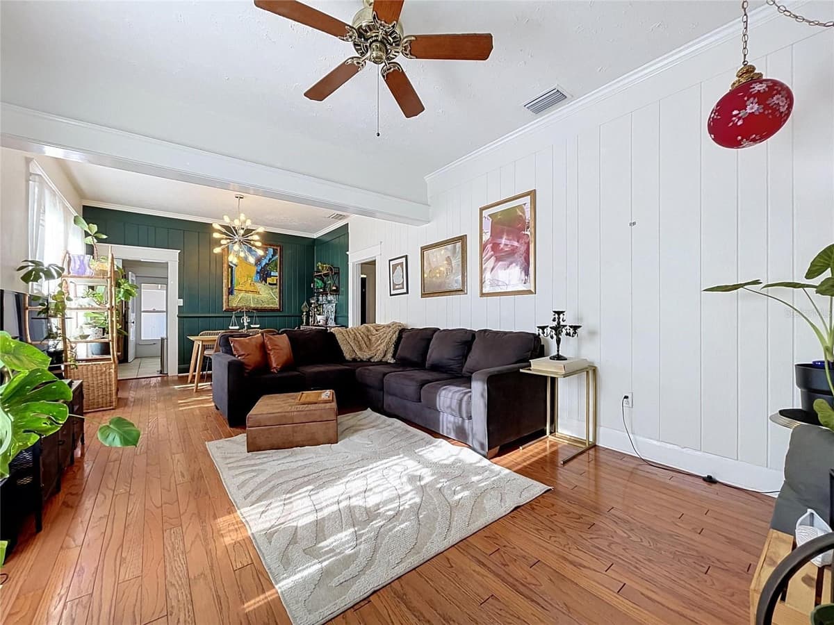 210 FLORIBRASKA AVENUE — photo 11 of 62