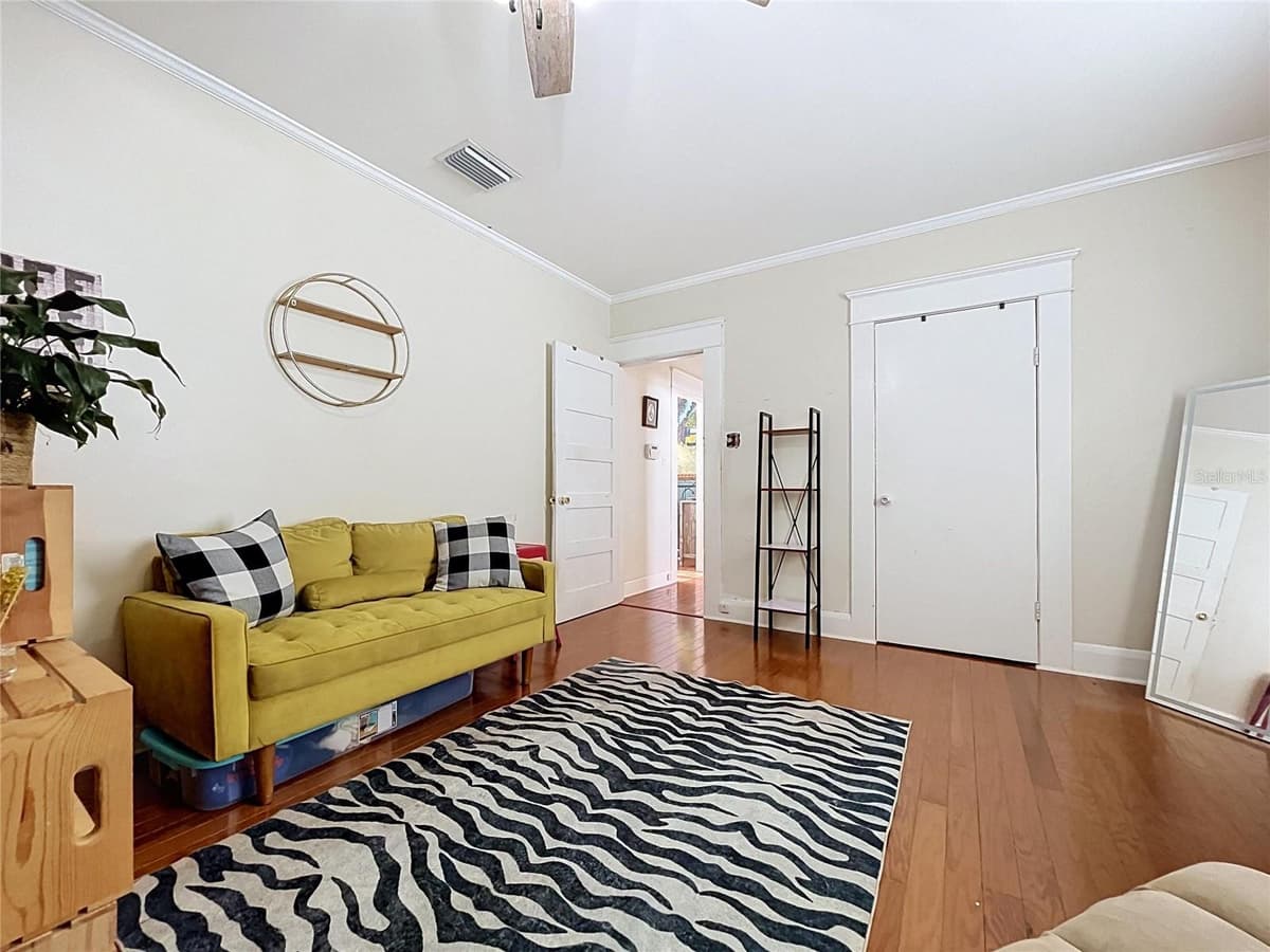 210 FLORIBRASKA AVENUE — photo 23 of 62