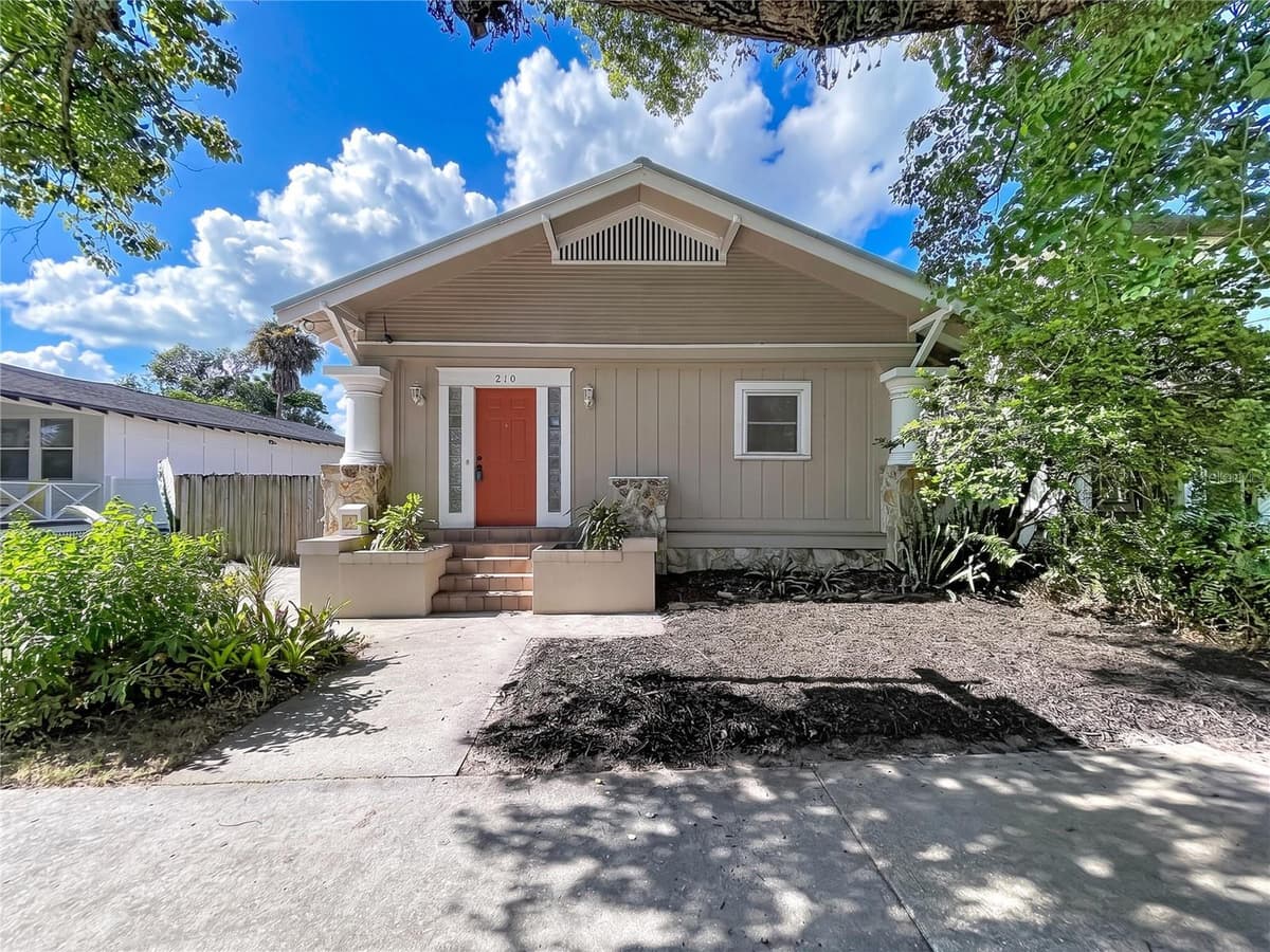 210 FLORIBRASKA AVENUE — photo 3 of 62