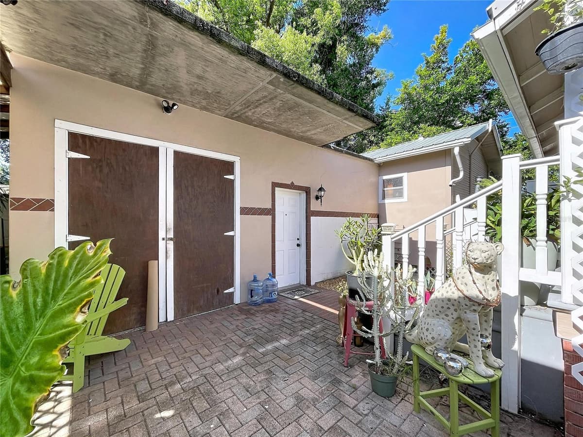 210 FLORIBRASKA AVENUE — photo 61 of 62