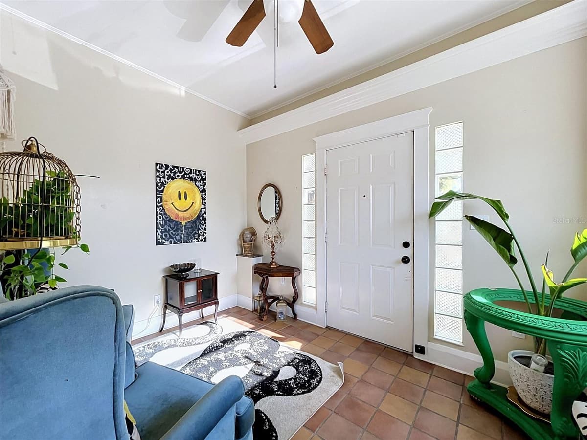 210 FLORIBRASKA AVENUE — photo 6 of 62