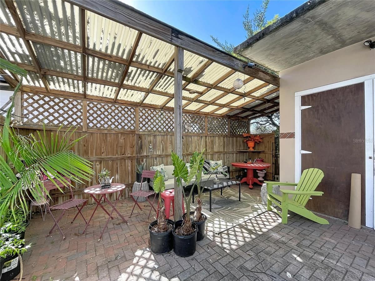 210 FLORIBRASKA AVENUE — photo 58 of 62