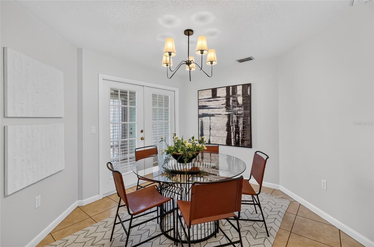 1202 VALENCIA LANE — photo 33 of 68