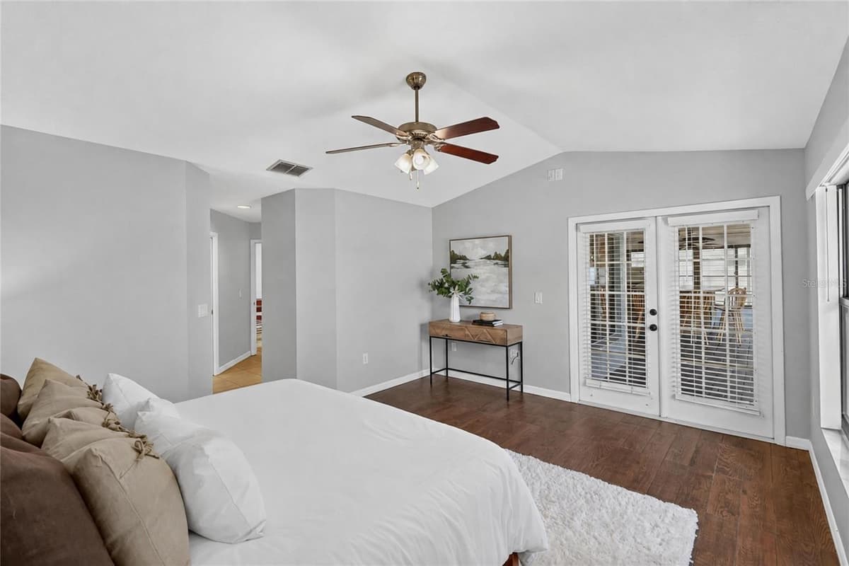 1202 VALENCIA LANE — photo 44 of 68