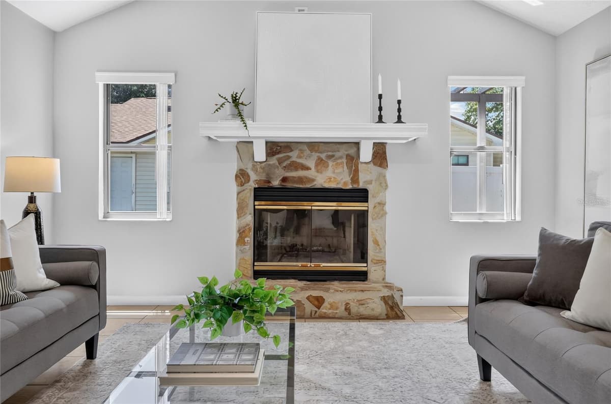 1202 VALENCIA LANE — photo 19 of 68