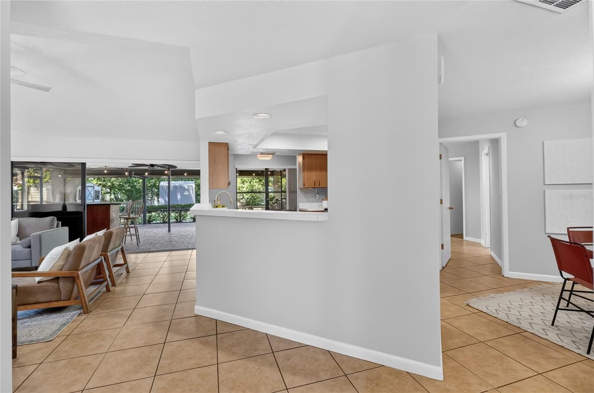 1202 VALENCIA LANE — photo 11 of 68