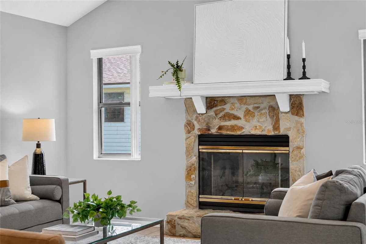 1202 VALENCIA LANE — photo 20 of 68