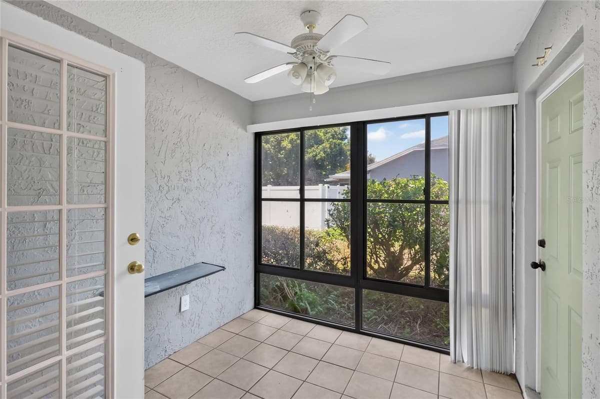 1202 VALENCIA LANE — photo 38 of 68