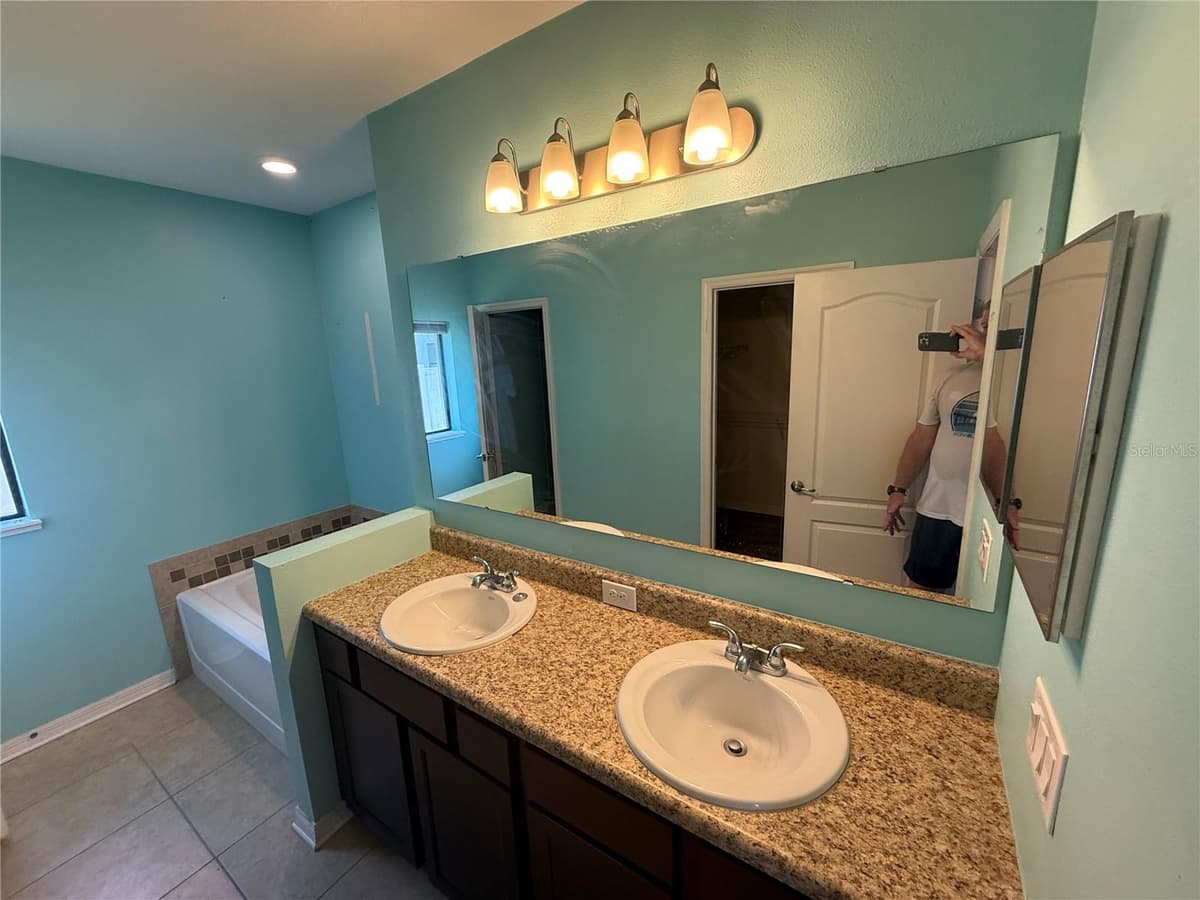 3920 WILLOW WALK DRIVE — photo 11 of 18