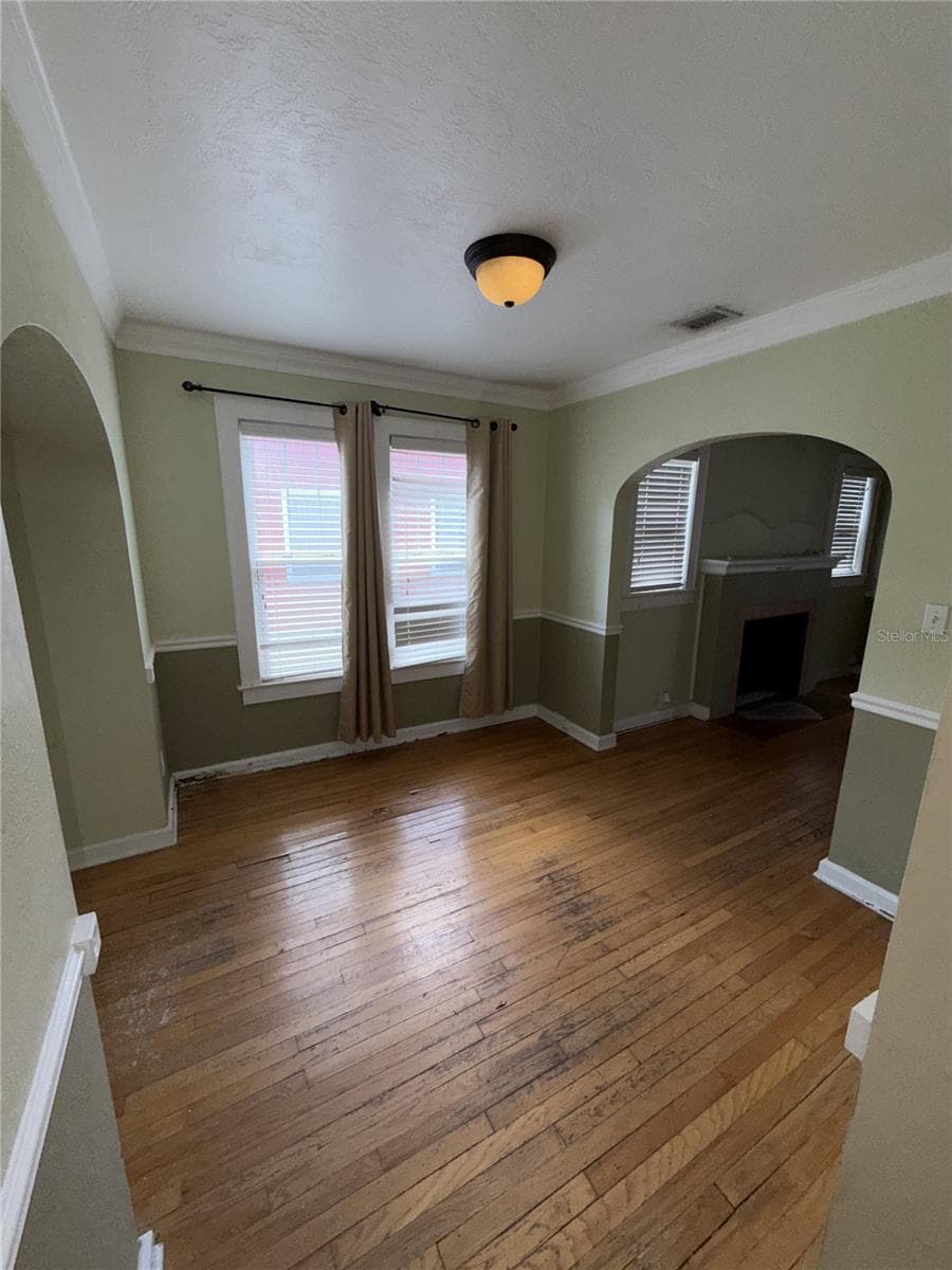 1504 WASHINGTON STREET — photo 6 of 7