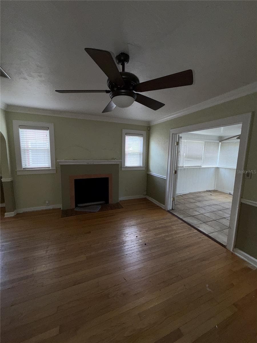 1504 WASHINGTON STREET — photo 4 of 7