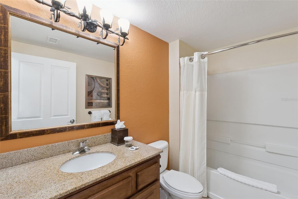 12521 FLORIDAYS RESORT DRIVE — photo 16 of 77