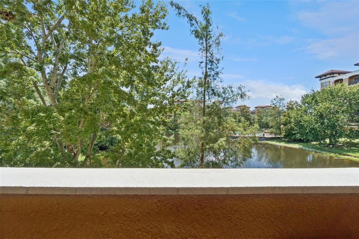12521 FLORIDAYS RESORT DRIVE — photo 26 of 77