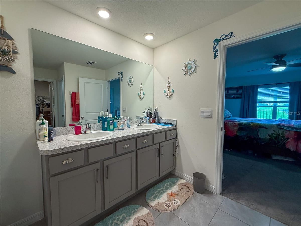 4120 QUIET RAIN COURT — photo 23 of 69
