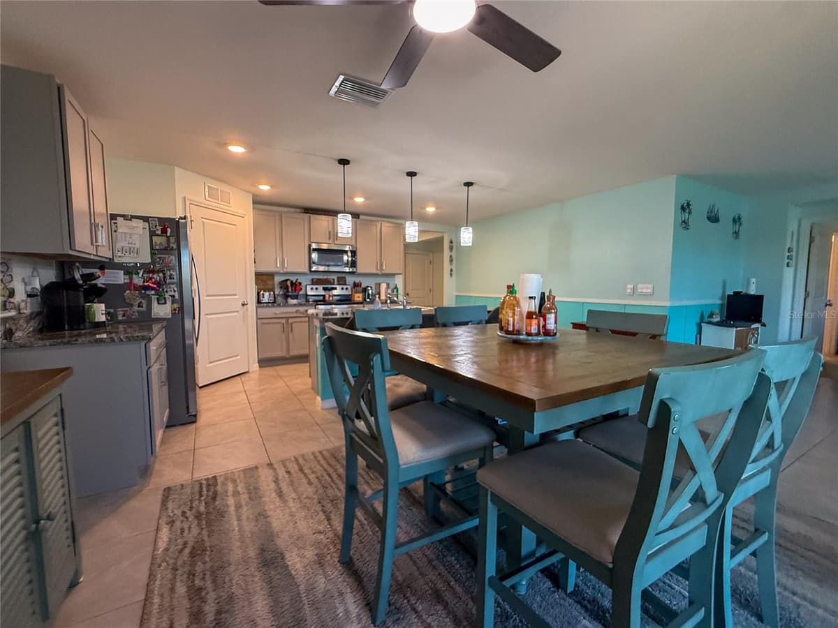 4120 QUIET RAIN COURT — photo 15 of 69