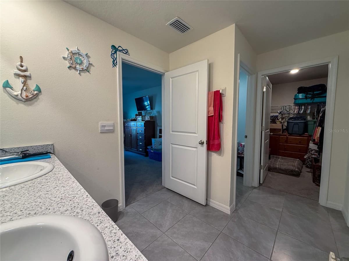 4120 QUIET RAIN COURT — photo 24 of 69