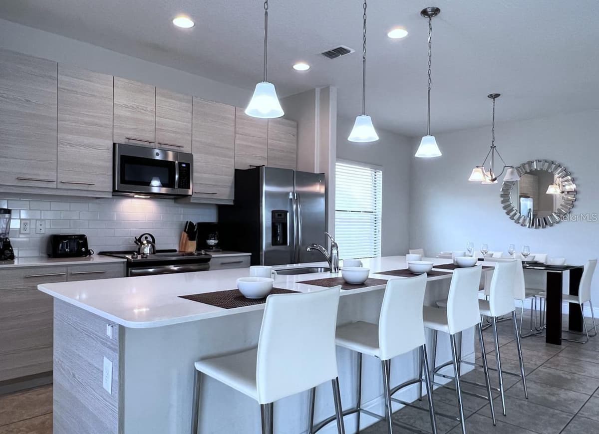 167 CLAFFEY COURT — photo 4 of 18