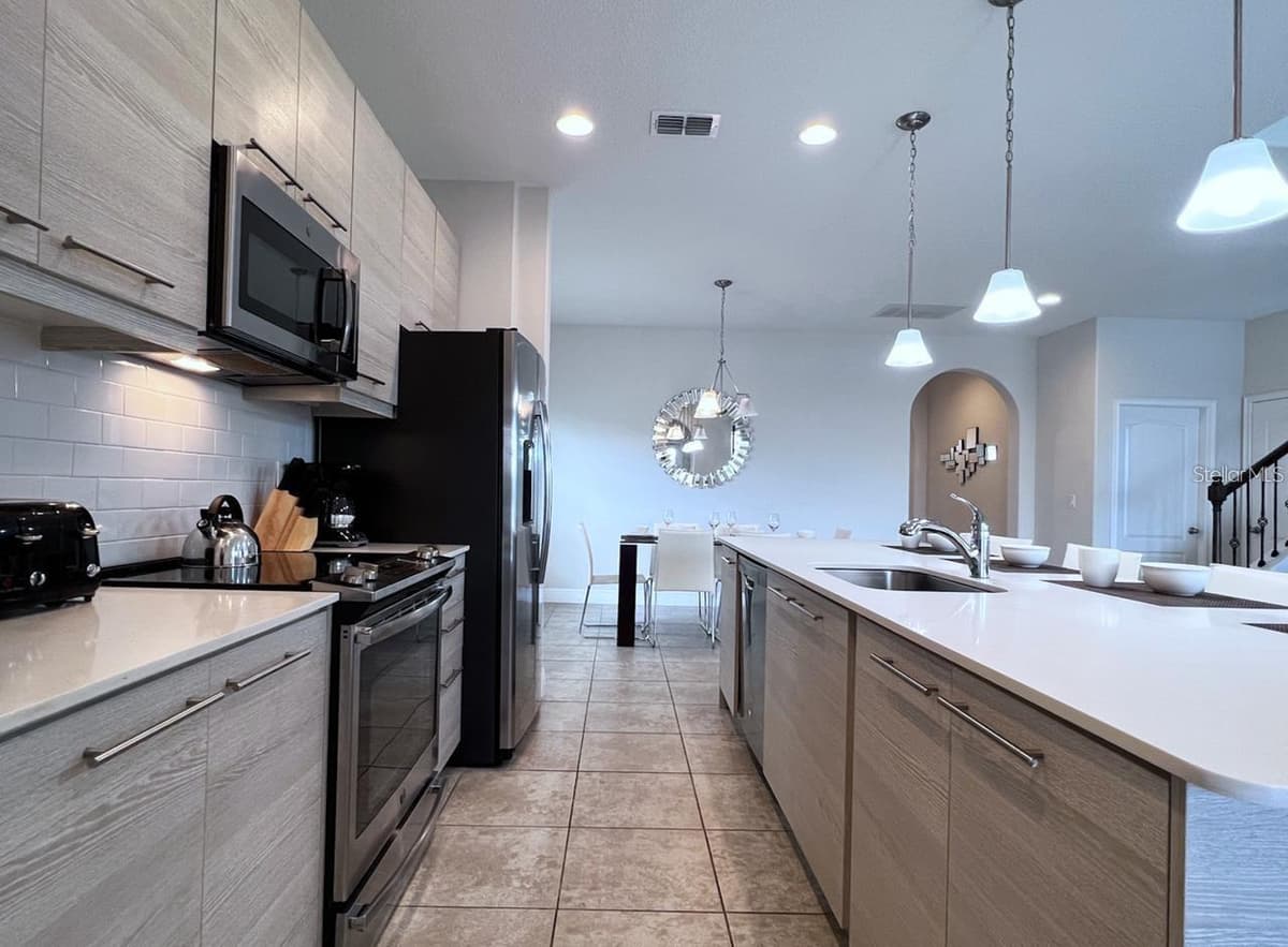 167 CLAFFEY COURT — photo 6 of 18