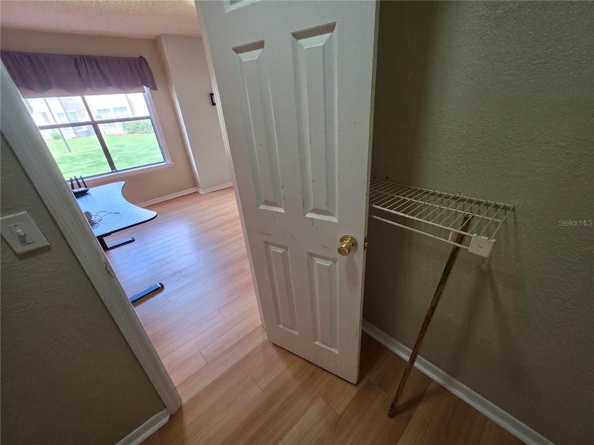 3019 ANTIQUE OAKS CIRCLE — photo 11 of 16