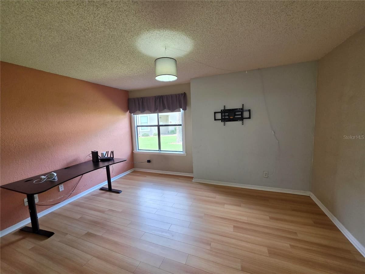 3019 ANTIQUE OAKS CIRCLE — photo 10 of 16