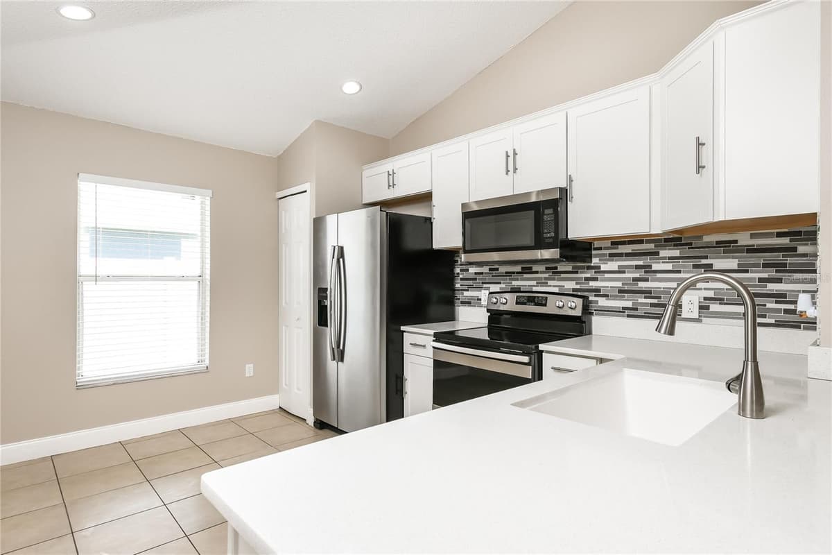348 WALPOLE LOOP — photo 14 of 15