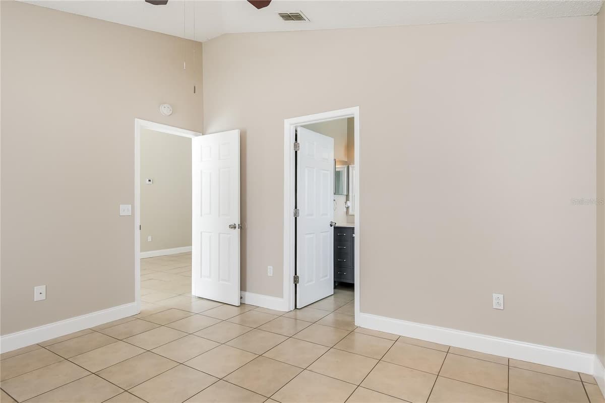 348 WALPOLE LOOP — photo 9 of 15