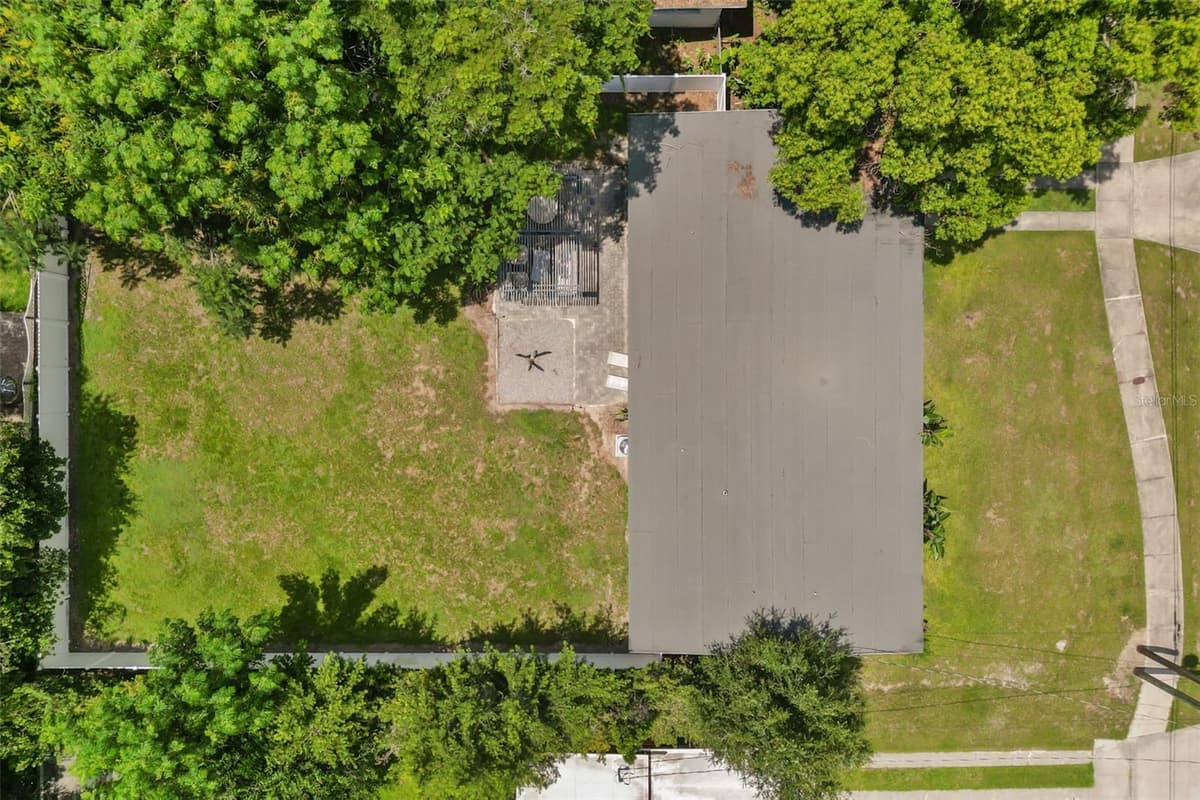 2812 DELLWOOD DRIVE — photo 18 of 18