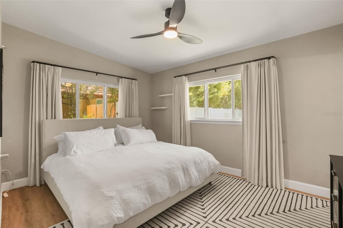 2812 DELLWOOD DRIVE — photo 10 of 18