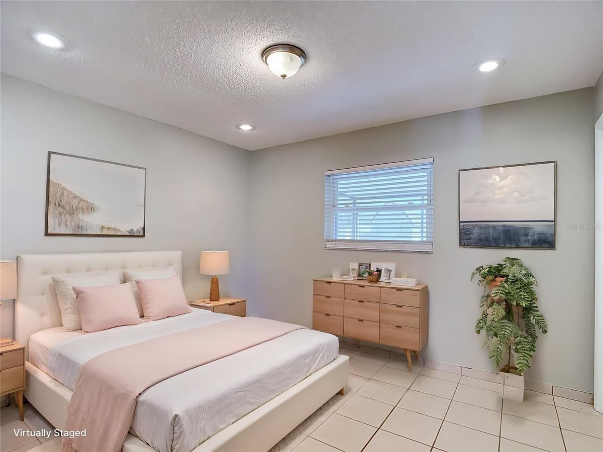 13065 PIRATE LANE — photo 17 of 26