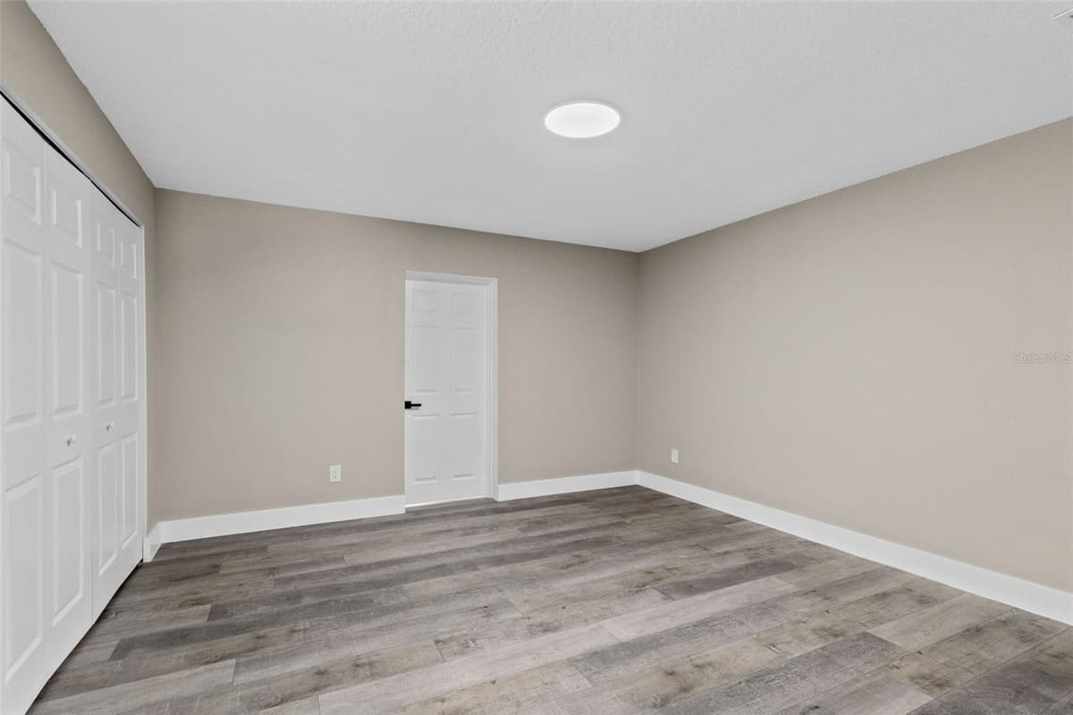 910 WHISLER COURT — photo 18 of 41
