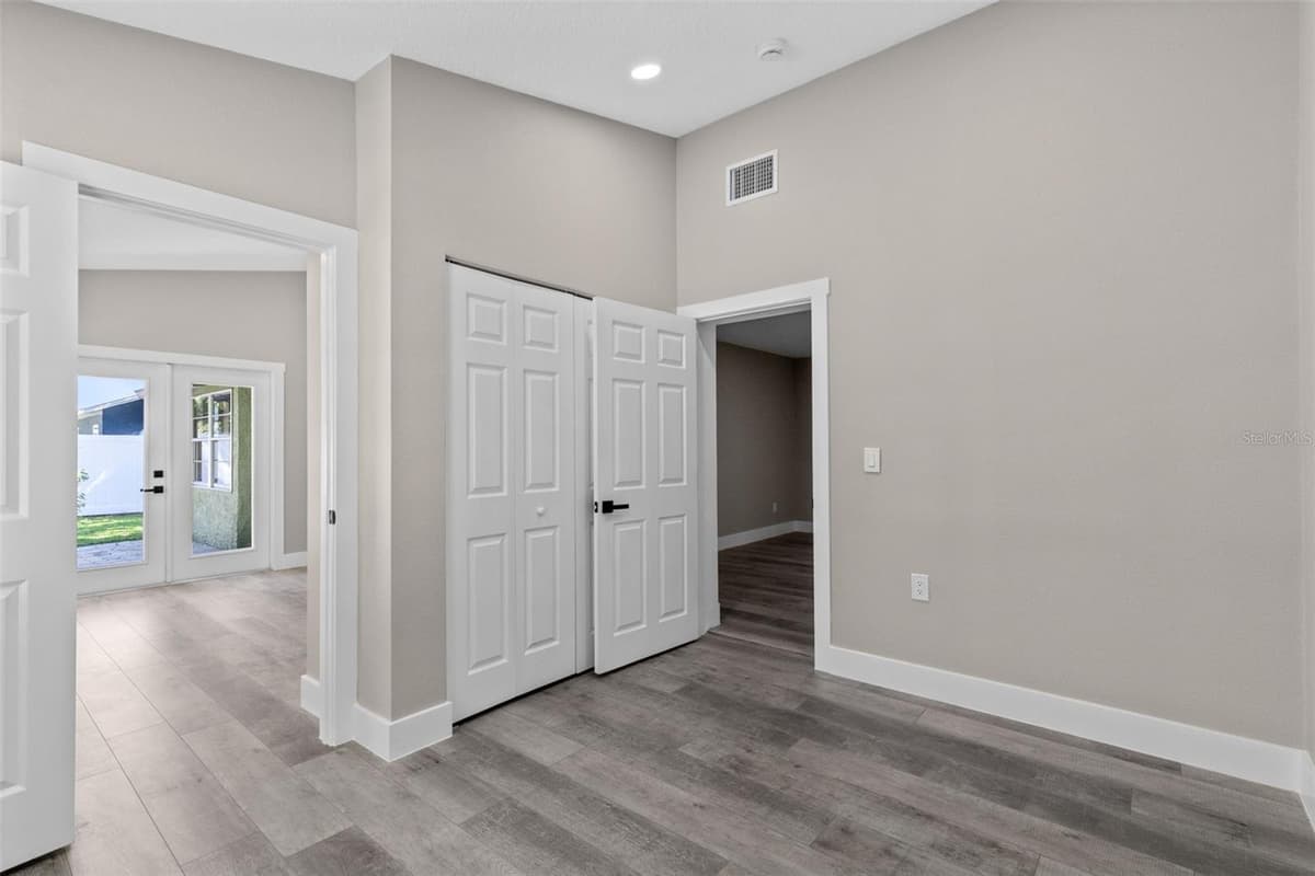 910 WHISLER COURT — photo 23 of 41