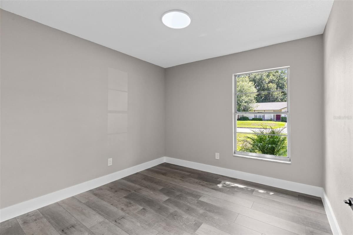 910 WHISLER COURT — photo 25 of 41