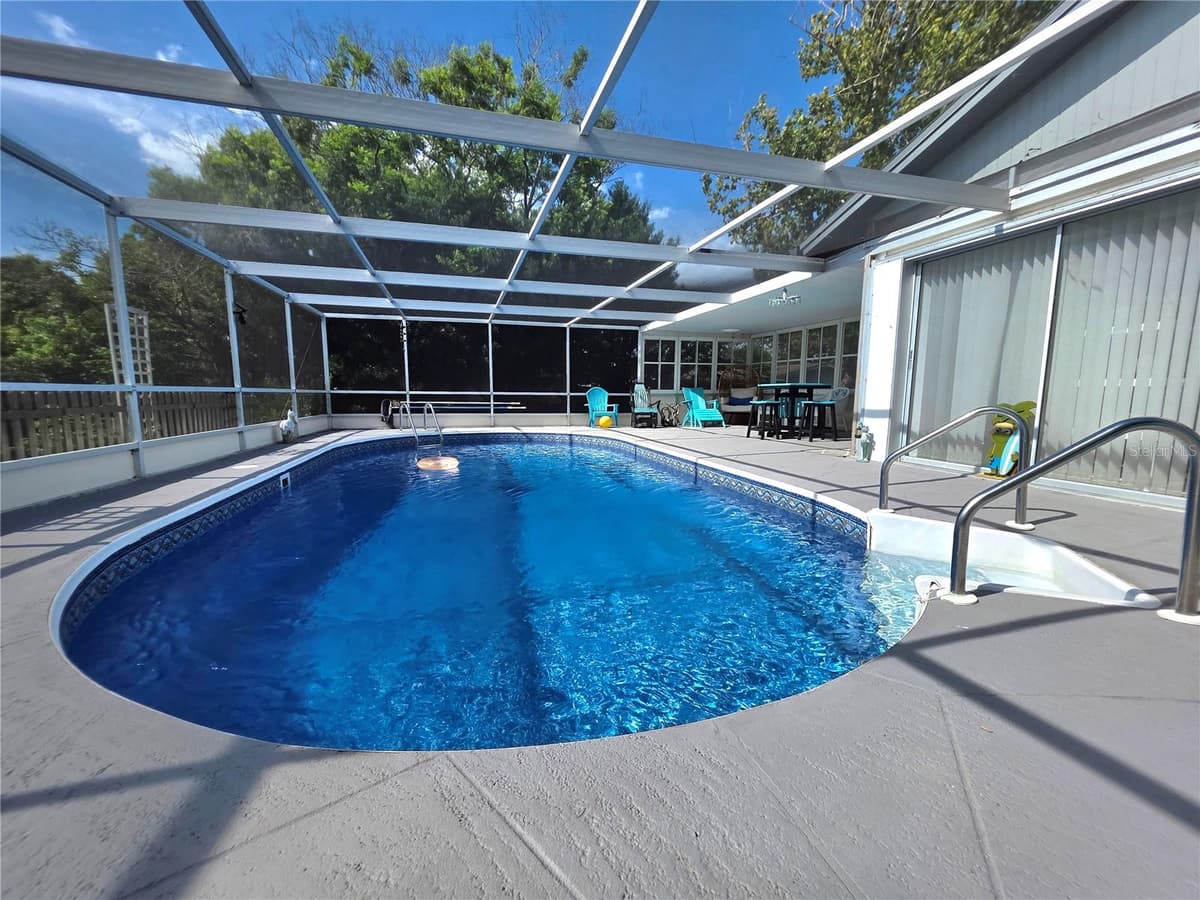 9040 BAY DRIVE — photo 35 of 47