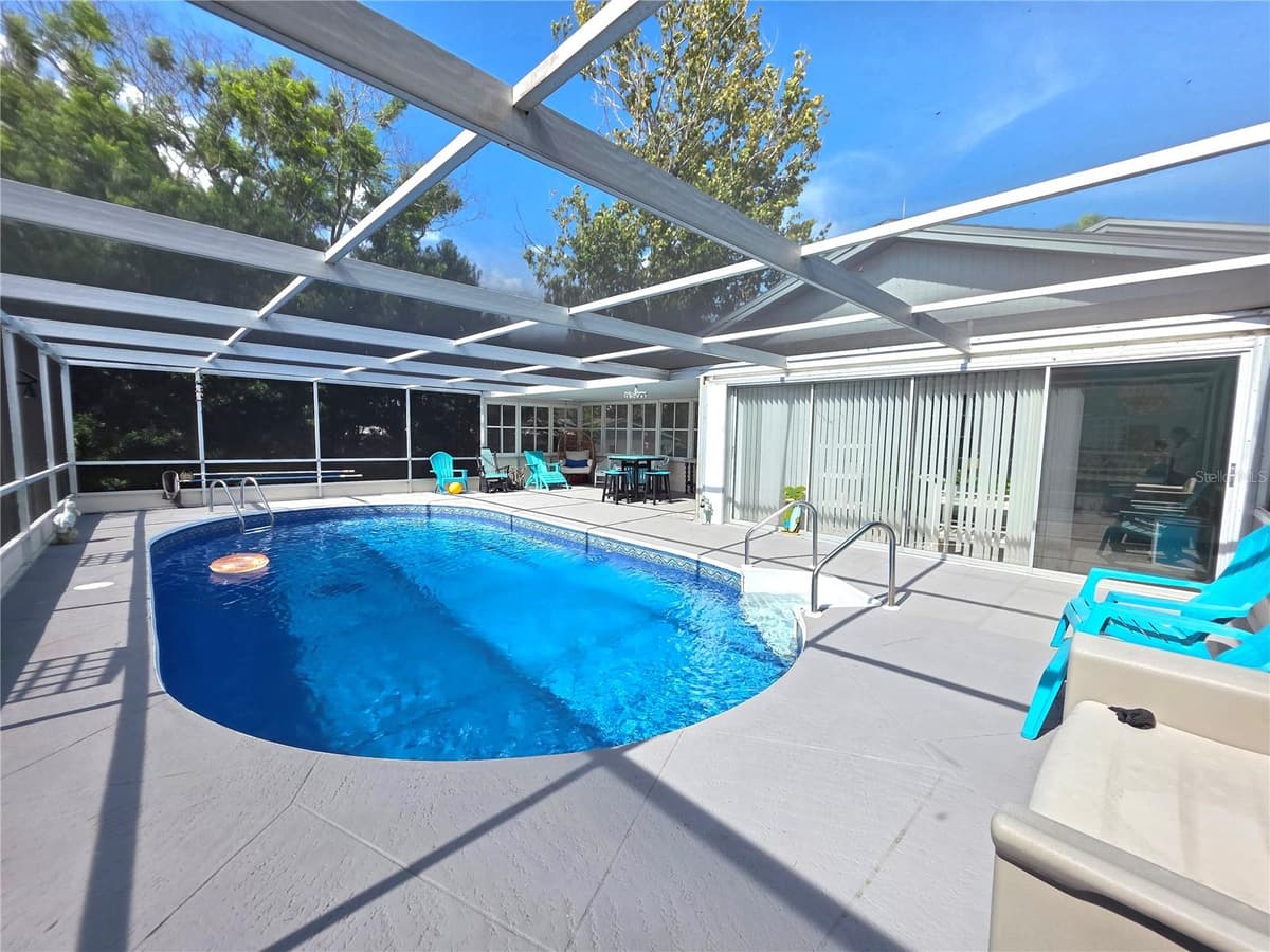 9040 BAY DRIVE — photo 36 of 47